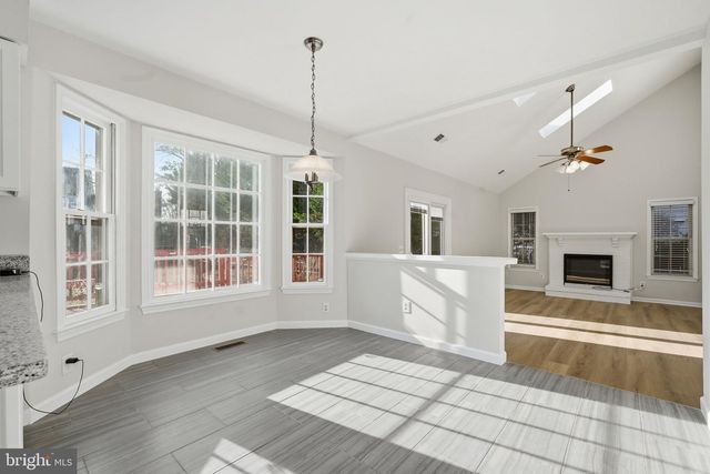 12903 PINECREST RD, Herndon, VA 20171