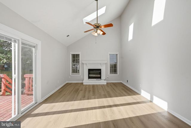 12903 PINECREST RD, Herndon, VA 20171