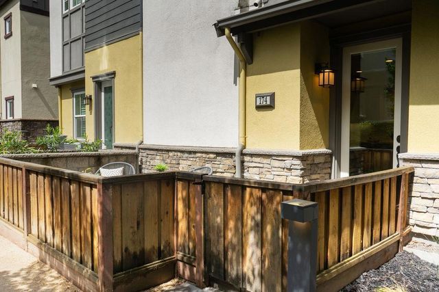 174 Tilton Avenue, San Mateo, CA 94401