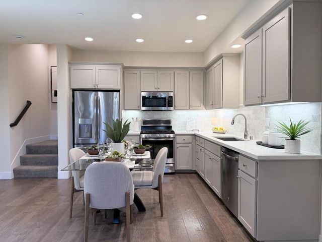 174 Tilton Avenue, San Mateo, CA 94401