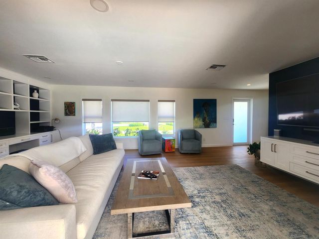 3481 NE 31st Avenue, Lighthouse Point, FL 33064