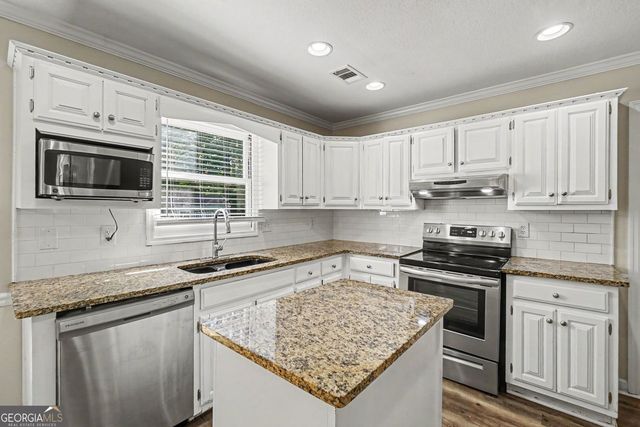 5195 Hickory Bend Terrace, Woodstock, GA 30188
