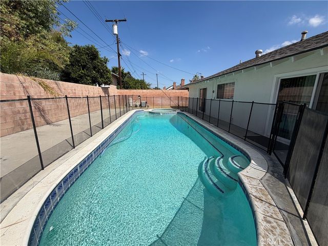 10961 Endicott Drive, Riverside, CA 92505