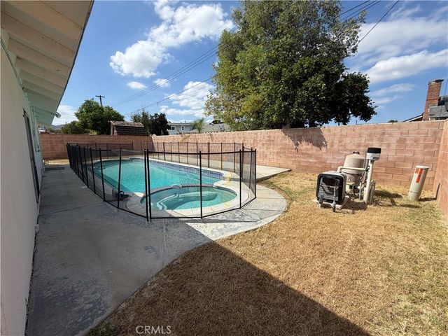 10961 Endicott Drive, Riverside, CA 92505