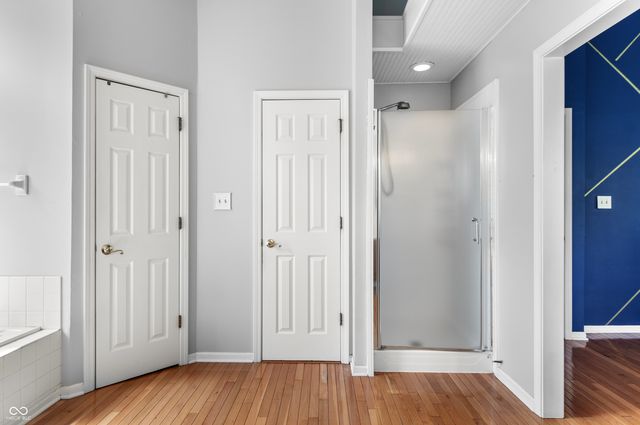 8754 Nora Woods Drive, Indianapolis, IN 46240