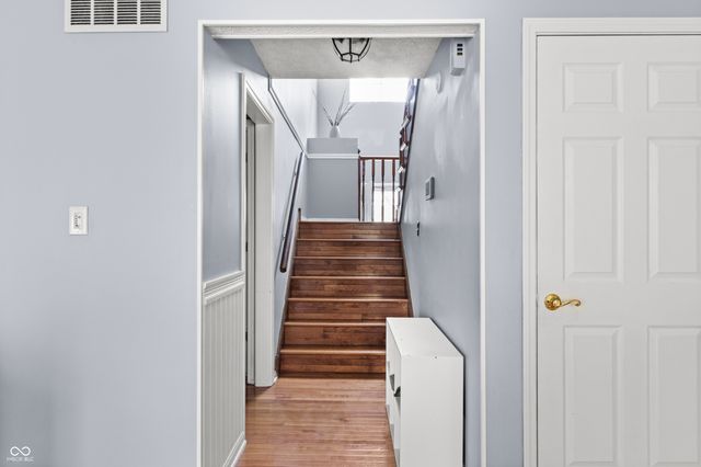 8754 Nora Woods Drive, Indianapolis, IN 46240