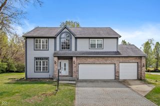 8754 Nora Woods Drive, Indianapolis, IN 46240