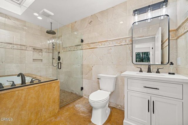 5300 E Atherton Street 2F, Long Beach, CA 90815