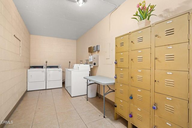 5300 E Atherton Street 2F, Long Beach, CA 90815