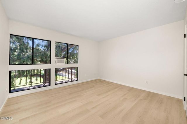 5300 E Atherton Street 2F, Long Beach, CA 90815