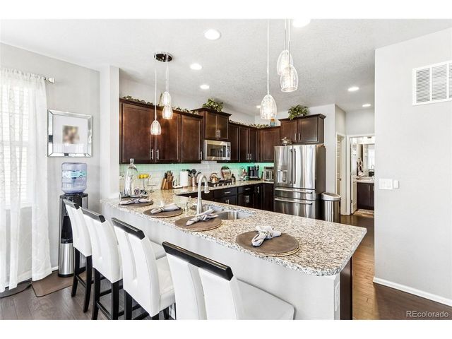22537 E Union Cir, Aurora, CO 80015