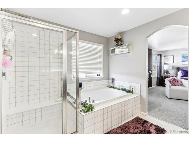 22537 E Union Cir, Aurora, CO 80015