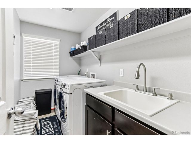22537 E Union Cir, Aurora, CO 80015