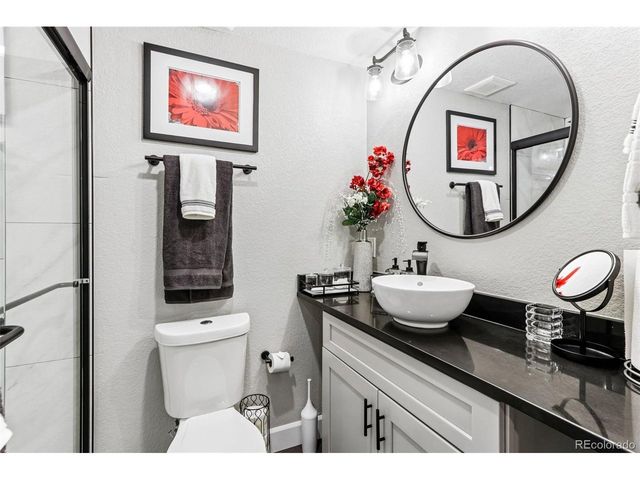 22537 E Union Cir, Aurora, CO 80015