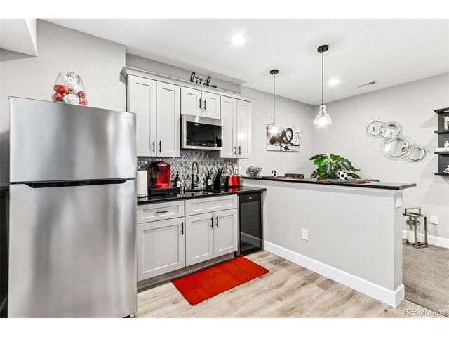 22537 E Union Cir, Aurora, CO 80015