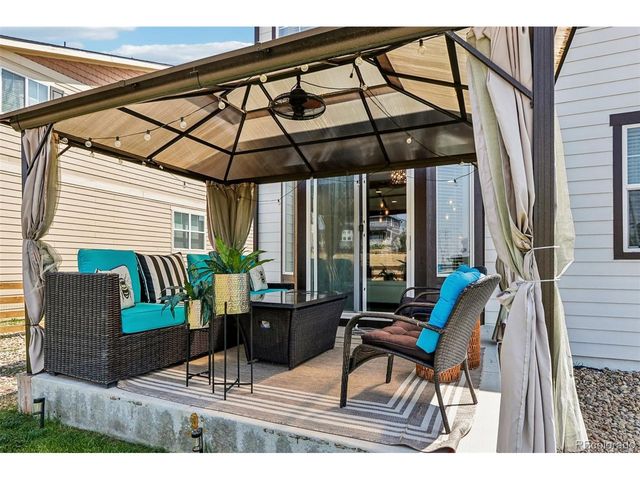22537 E Union Cir, Aurora, CO 80015