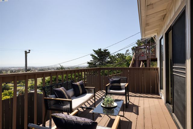 131 Fernwood Dr, San Bruno, CA 94066
