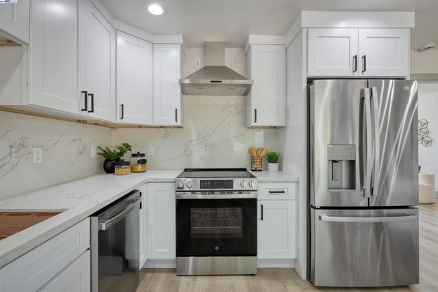 131 Fernwood Dr, San Bruno, CA 94066