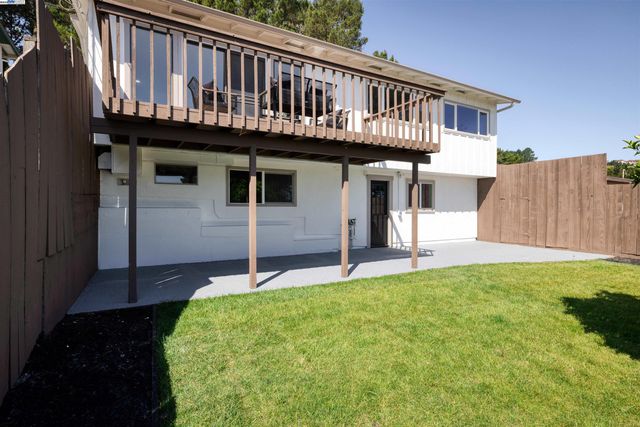 131 Fernwood Dr, San Bruno, CA 94066