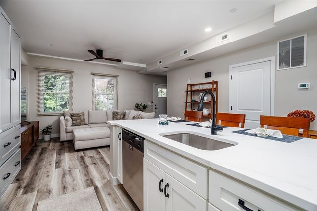 50 Frankfort St 3, Fitchburg, MA 01420