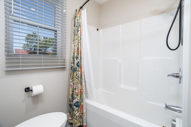 50 Frankfort St 3, Fitchburg, MA 01420