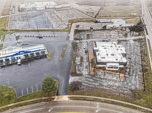 2909 Netherton Drive, St Louis, MO 63136