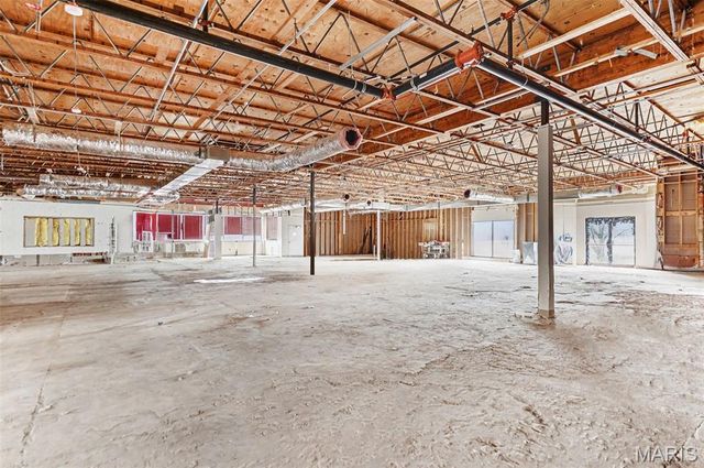 2909 Netherton Drive, St Louis, MO 63136