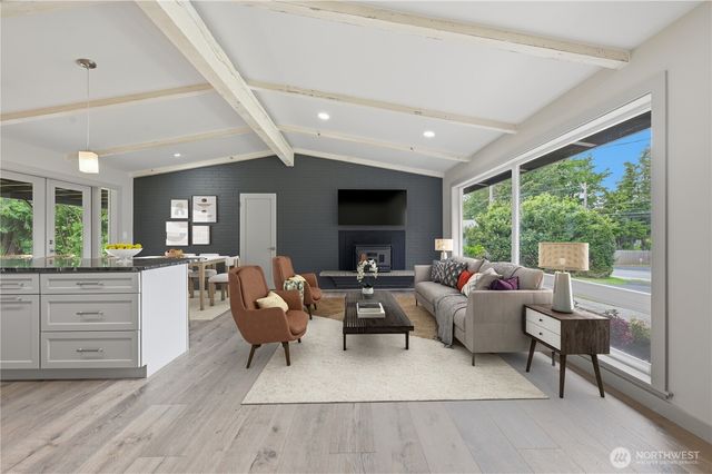 627 SW Normandy Road, Normandy Park, WA 98166