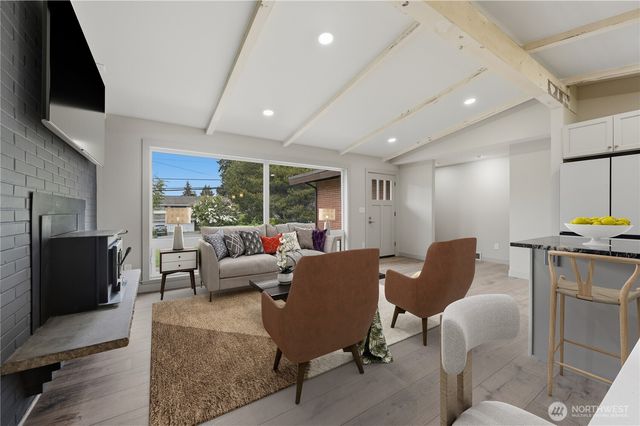 627 SW Normandy Road, Normandy Park, WA 98166