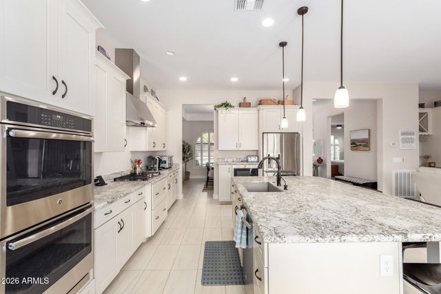 20945 W COLLEGE Drive, Buckeye, AZ 85396