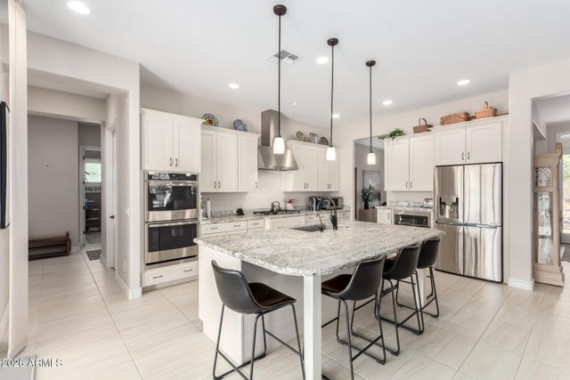 20945 W COLLEGE Drive, Buckeye, AZ 85396