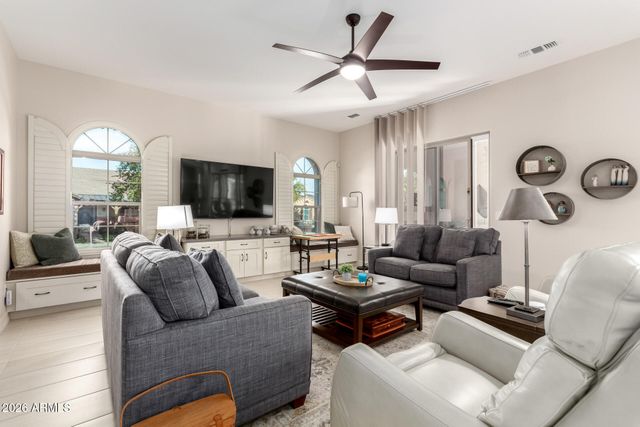 20945 W COLLEGE Drive, Buckeye, AZ 85396