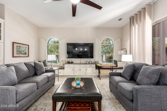 20945 W COLLEGE Drive, Buckeye, AZ 85396