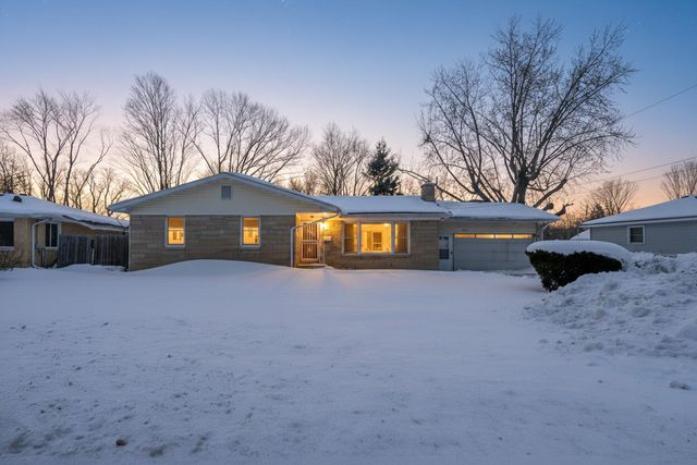 287 Nickerson Avenue, Benton Twp, MI 49022