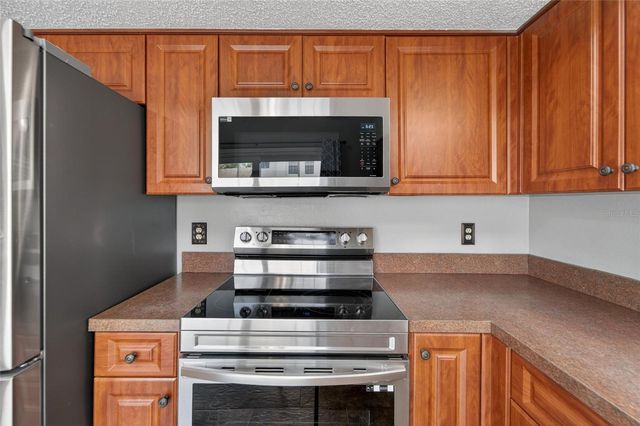 601 WEATHERVANE COURT, Brandon, FL 33511