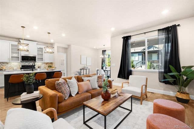 9792 Banner Peak Street, Littleton, CO 80125