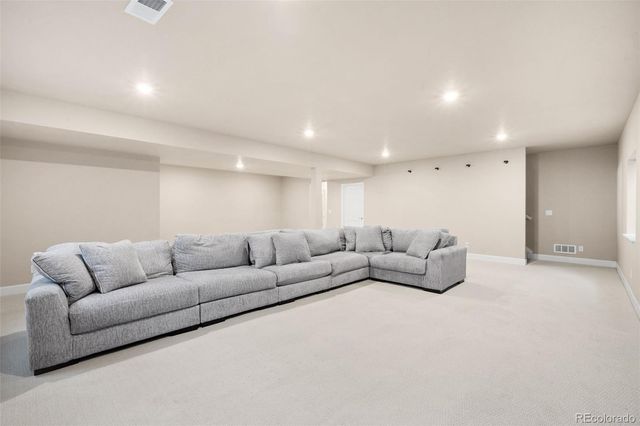 9792 Banner Peak Street, Littleton, CO 80125