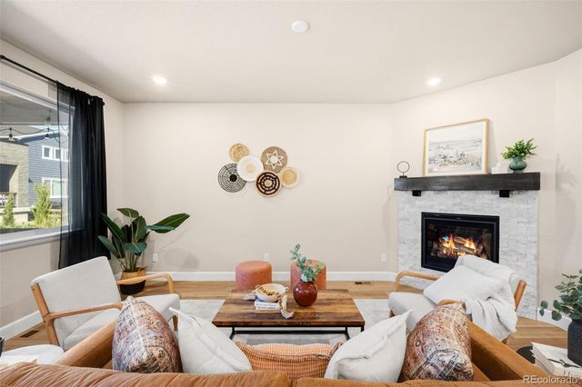9792 Banner Peak Street, Littleton, CO 80125