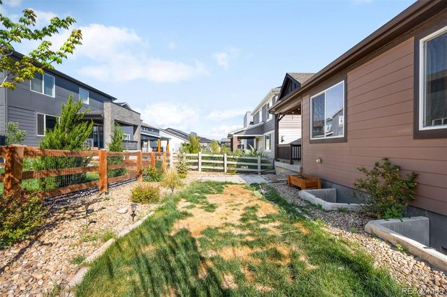 9792 Banner Peak Street, Littleton, CO 80125