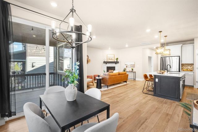 9792 Banner Peak Street, Littleton, CO 80125