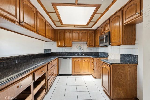 12700 Westminster Avenue, Los Angeles, CA 90066