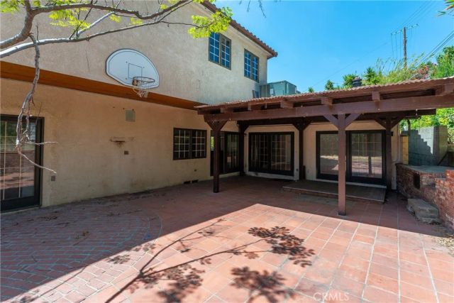 12700 Westminster Avenue, Los Angeles, CA 90066