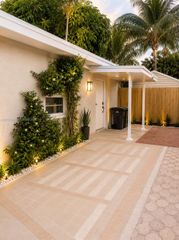 2021 SW 57th Ct 1, Miami, FL 33155
