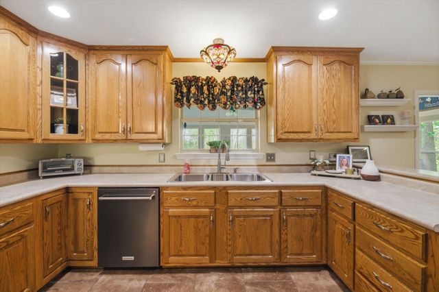 145 County Road 573, Englewood, TN 37329