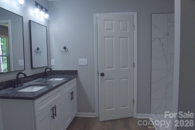 1134 Lyndsey Brooke Court, Lincolnton, NC 28092