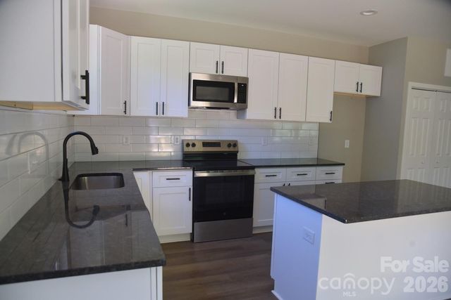 1134 Lyndsey Brooke Court, Lincolnton, NC 28092