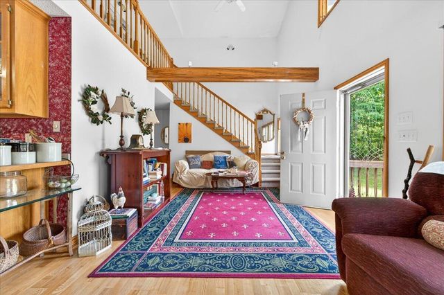 303 Oak Ridge DR, Bassett, VA 24055