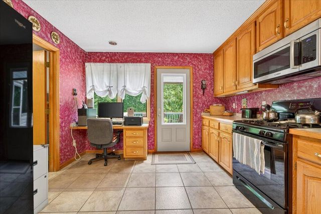 303 Oak Ridge DR, Bassett, VA 24055