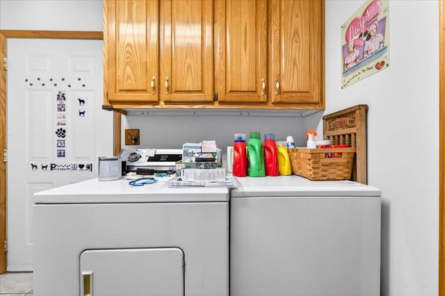 303 Oak Ridge DR, Bassett, VA 24055