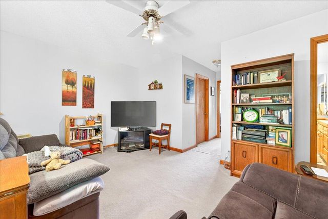 303 Oak Ridge DR, Bassett, VA 24055